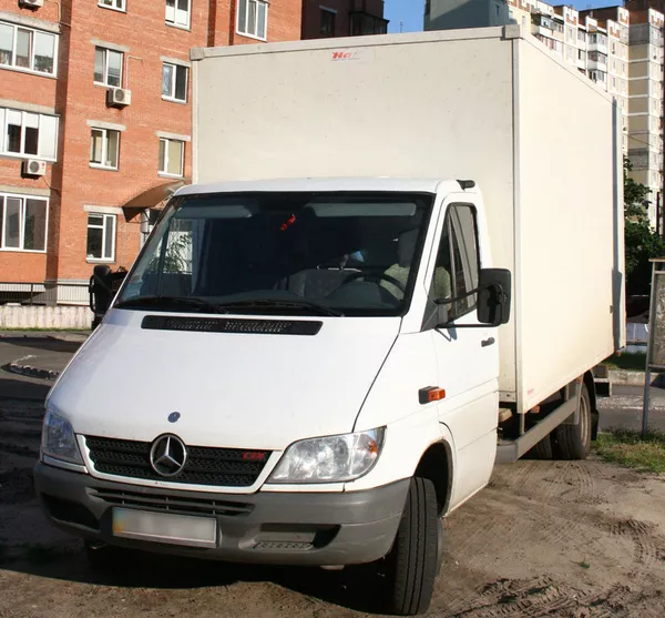 Грузоперевозки по Киеву Mercedec-Benz Sprinter