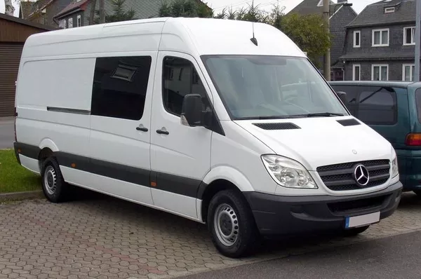 Грузоперевозки на Mercedes Sprinter